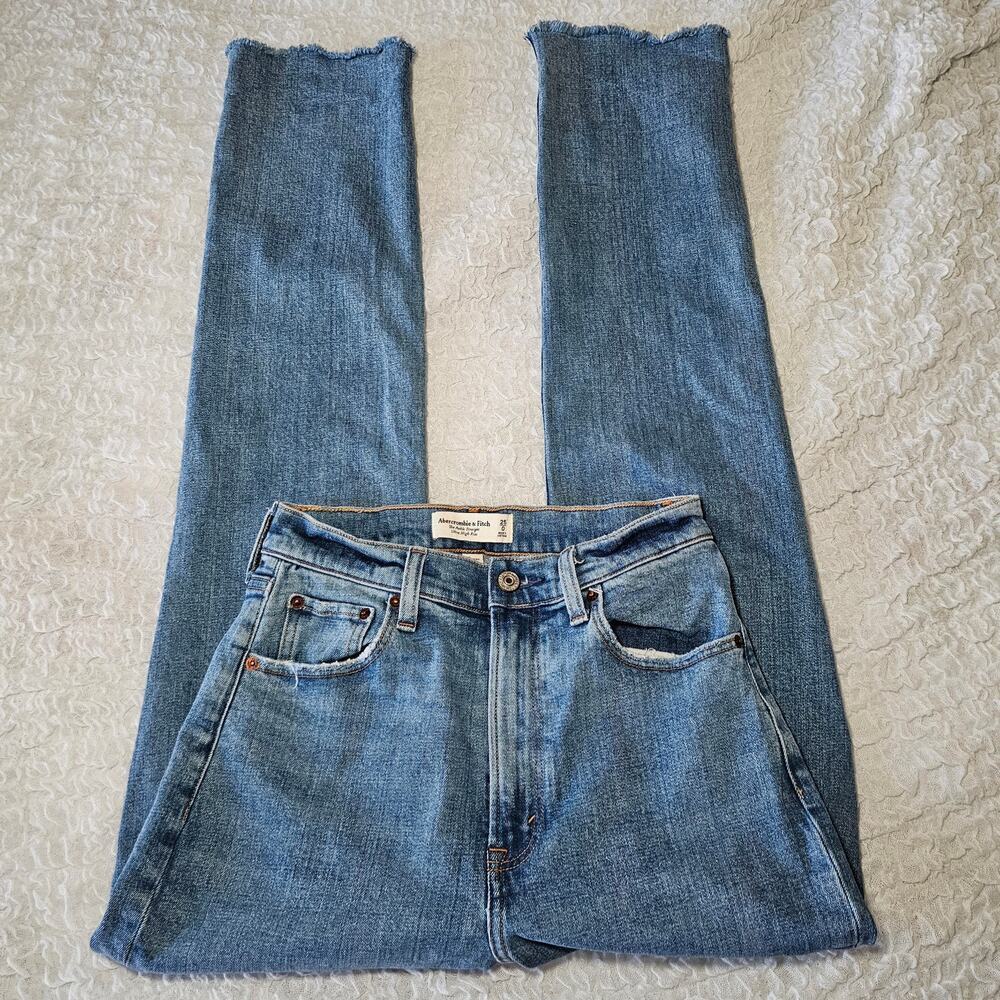 Abercrombie The Ankle Straight Ultra High Rise Curve Love Size 25